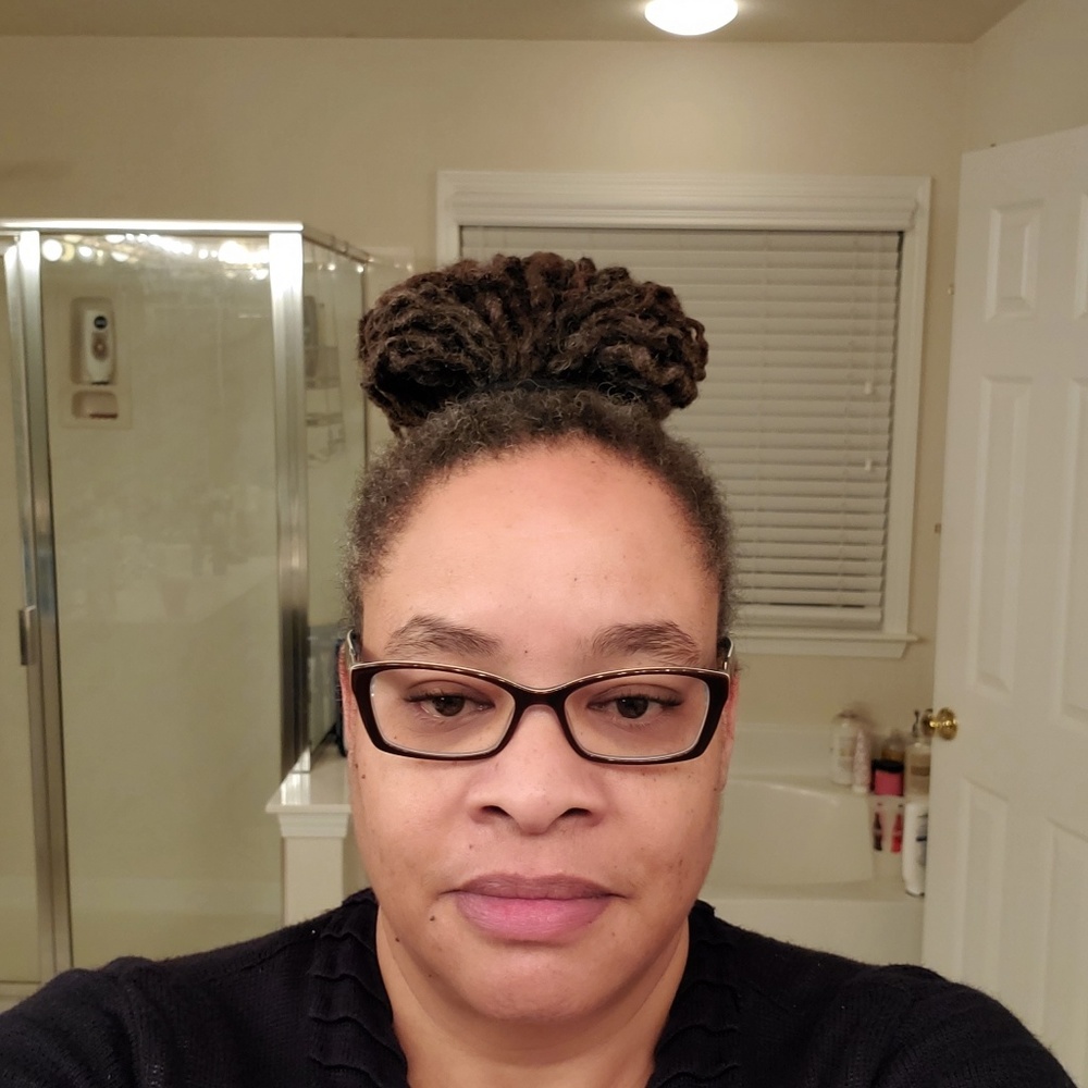 Meet your Posher, Tracy